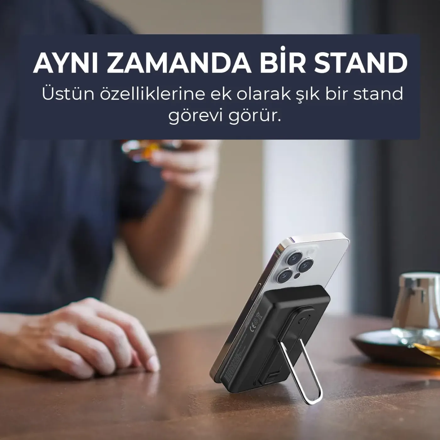 PB105 10000mAh Stand Özellikli PD20W Type-C Powerbank